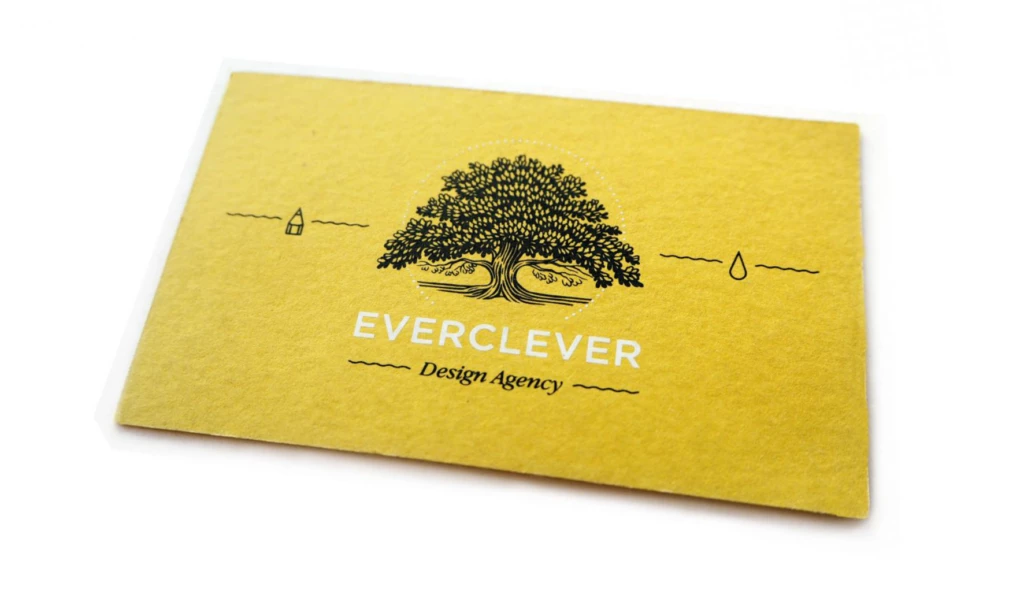Визитка Everclever с деревом на жёлтой дизайнерской бумаге на заказ